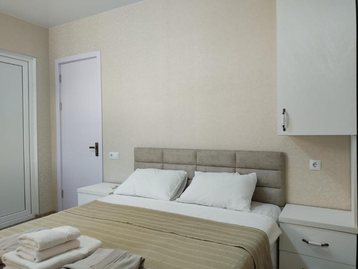 Hotel Pushkin Street Pearl à Koutaïssi Extérieur photo